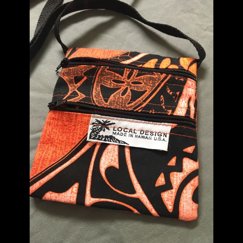 Small Hawaiian print Crossbody Purse/Pouch
